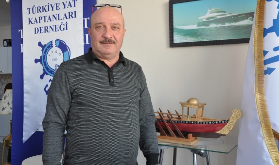 İstanbul Yat Kaptanları Derneği Başkanı Cengiz Öksüz: 'Tekne Sahipleri Kaptanlarını Bizden Alsın'